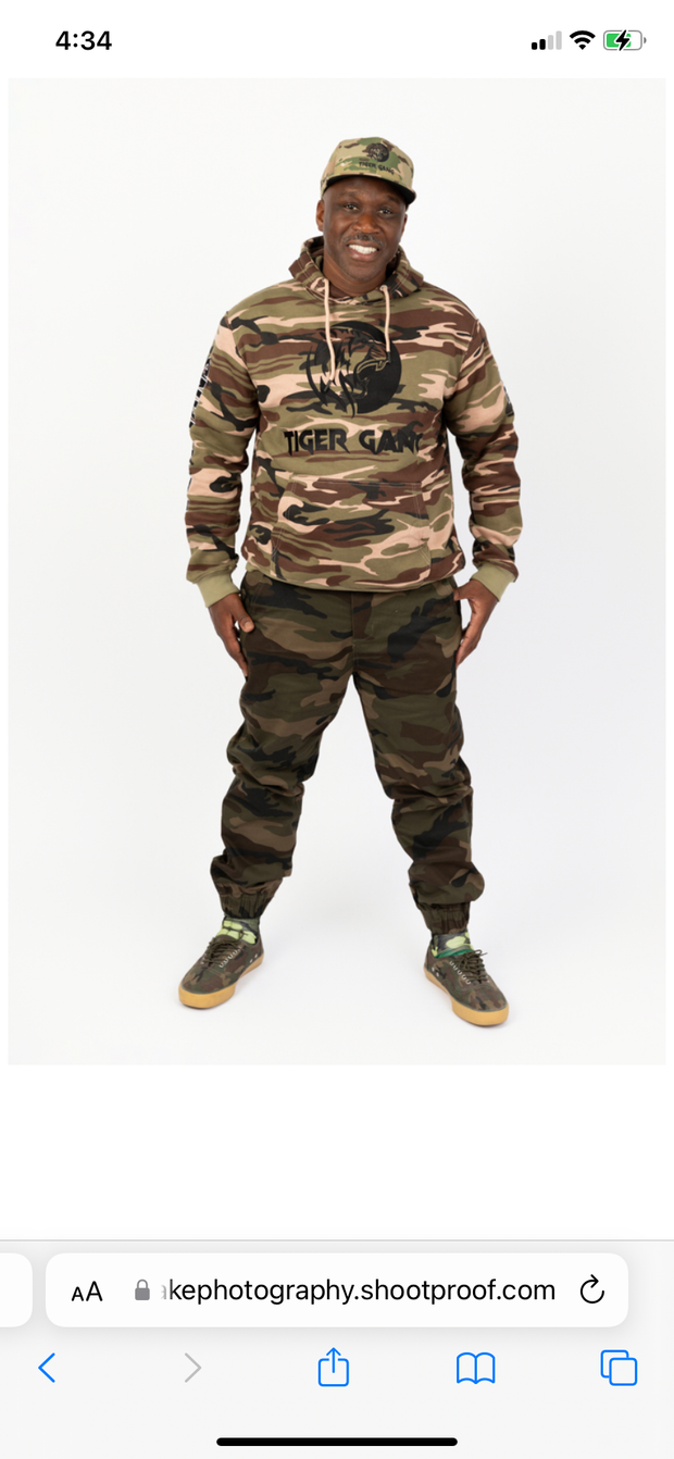 The Military camouflage hoodie edition